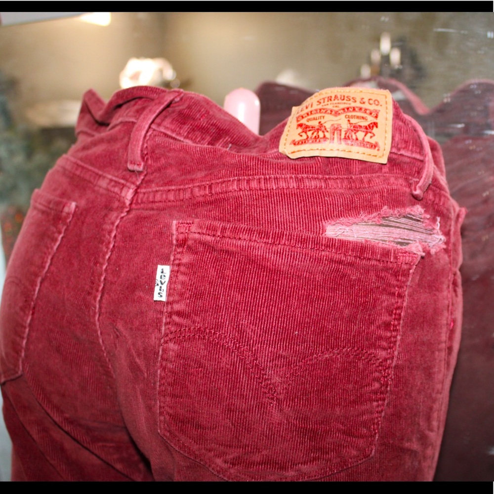 Levi 710 size 29 red corduroy jean